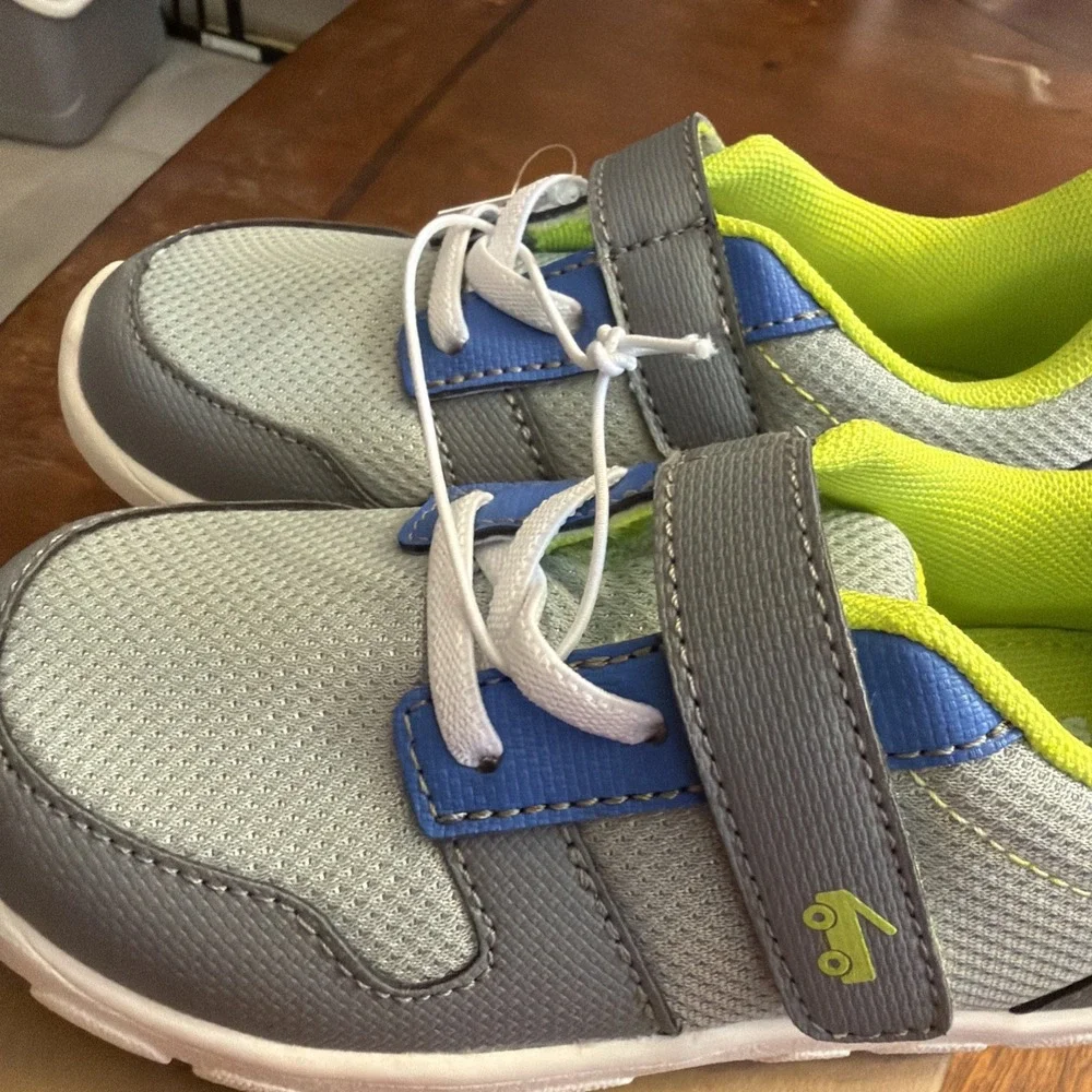 See Kai Run Toddler Tenny Sneaker - size 11 11T Flexible Easy On Stays On Roomy